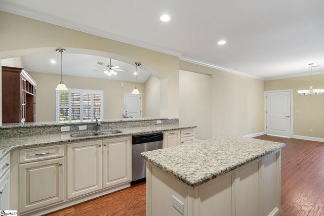 77 Hillsborough Drive, Anderson, SC 29621