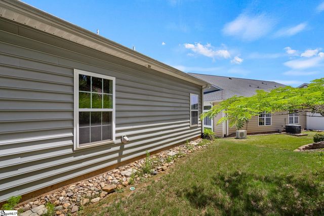 77 Hillsborough Drive, Anderson, SC 29621