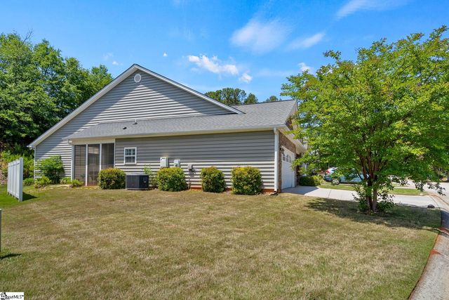 77 Hillsborough Drive, Anderson, SC 29621