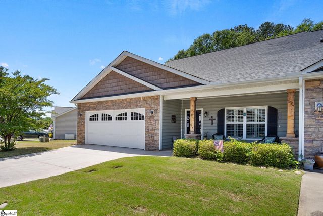 77 Hillsborough Drive, Anderson, SC 29621