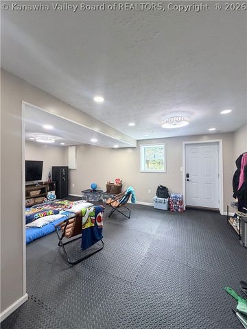 7127 Teays Valley Road, Scott Depot, WV 25560