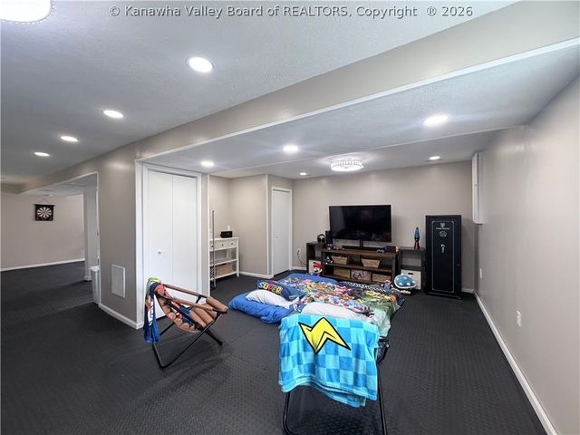 7127 Teays Valley Road, Scott Depot, WV 25560