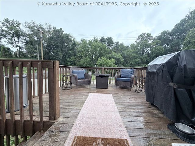 7127 Teays Valley Road, Scott Depot, WV 25560