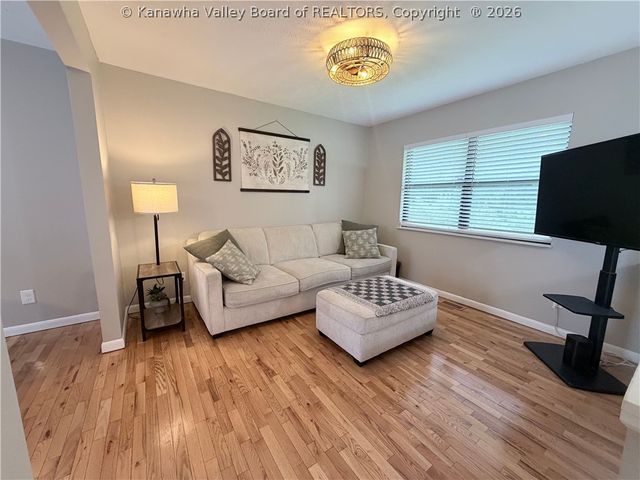 7127 Teays Valley Road, Scott Depot, WV 25560