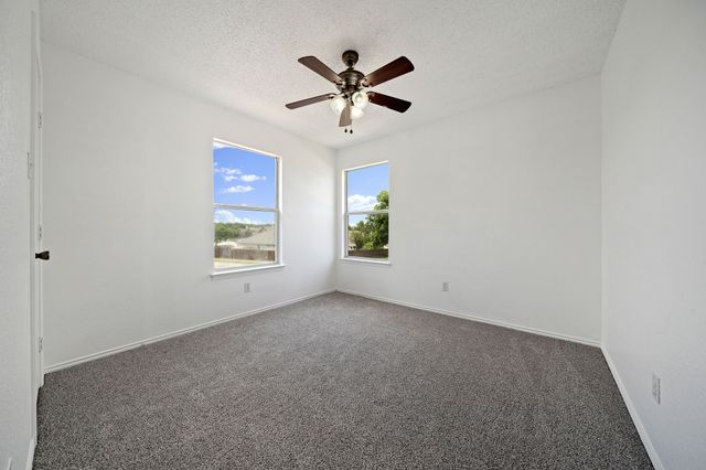 633 Madeline Court, Azle, TX 76020