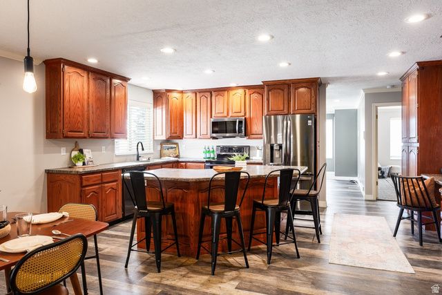 1598 W CORNERSTONE DR, South Jordan, UT 84095