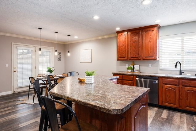 1598 W CORNERSTONE DR, South Jordan, UT 84095