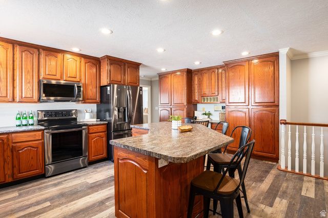 1598 W CORNERSTONE DR, South Jordan, UT 84095