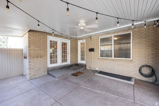 1598 W CORNERSTONE DR, South Jordan, UT 84095