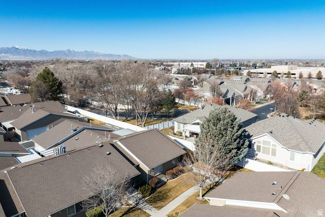 1598 W CORNERSTONE DR, South Jordan, UT 84095