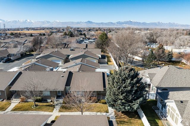 1598 W CORNERSTONE DR, South Jordan, UT 84095