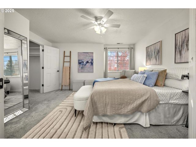 5229 Ne STANCHION Ct, Hillsboro, OR 97124