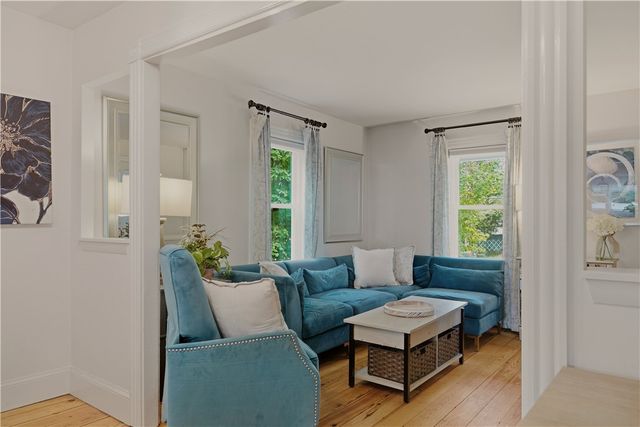 275 Green End Avenue, Middletown, RI 02842