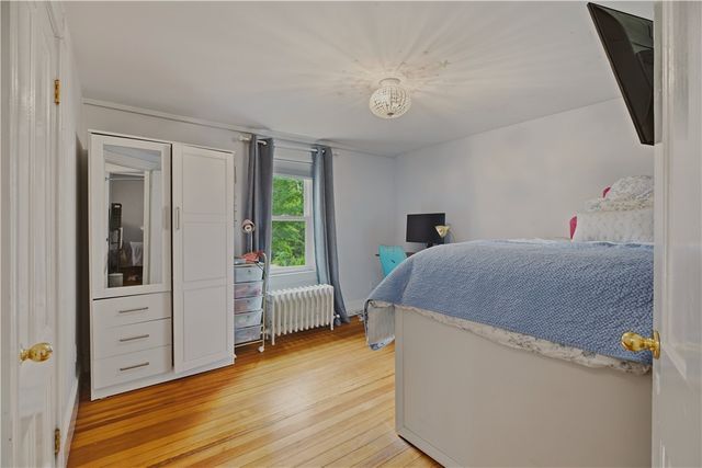 275 Green End Avenue, Middletown, RI 02842