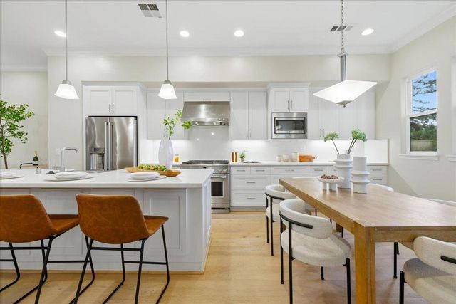 1972 Sage Loop, Mountain View, CA 94043