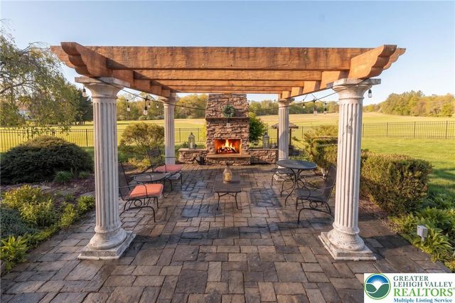 1089 Deemer Road, Moore Twp, PA 18014