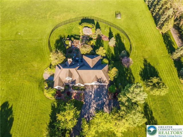 1089 Deemer Road, Moore Twp, PA 18014