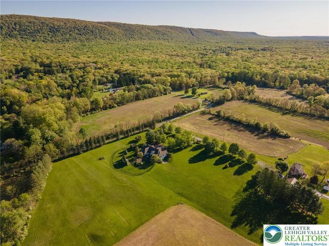 1089 Deemer Road, Moore Twp, PA 18014