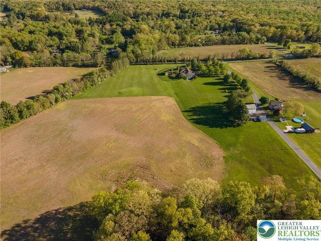 1089 Deemer Road, Moore Twp, PA 18014