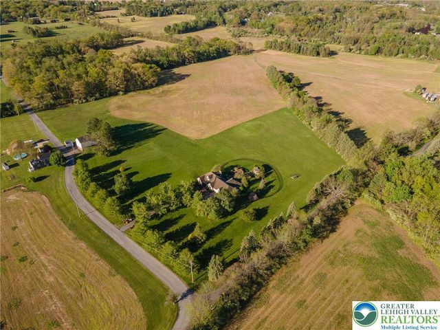 1089 Deemer Road, Moore Twp, PA 18014