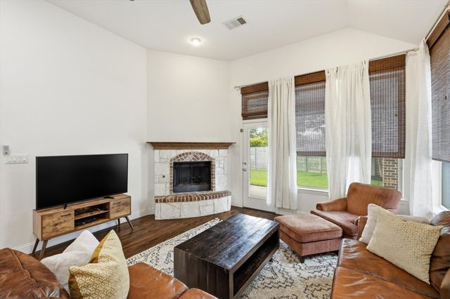 501 Fenceline Drive, Argyle, TX 76226