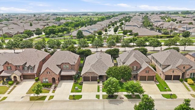 501 Fenceline Drive, Argyle, TX 76226