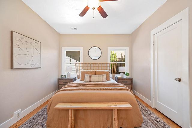 941 33rd St, Sacramento, CA 95816