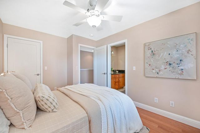 941 33rd St, Sacramento, CA 95816