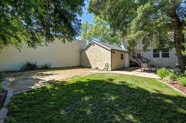 941 33rd St, Sacramento, CA 95816
