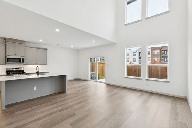 3734 Pierce Lane, Grand Prairie, TX 75052