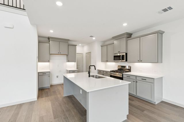 3734 Pierce Lane, Grand Prairie, TX 75052