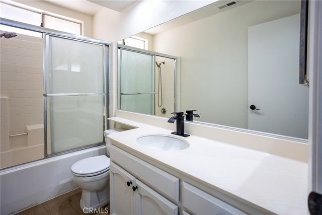 6386 N Beechwood Avenue, San Bernardino, CA 92407