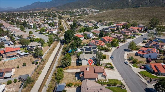 6386 N Beechwood Avenue, San Bernardino, CA 92407