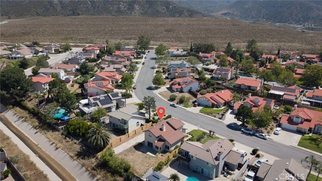 6386 N Beechwood Avenue, San Bernardino, CA 92407