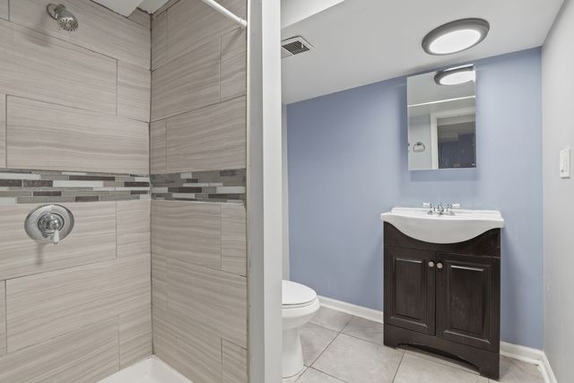 8810 S Racine Avenue, Chicago, IL 60620