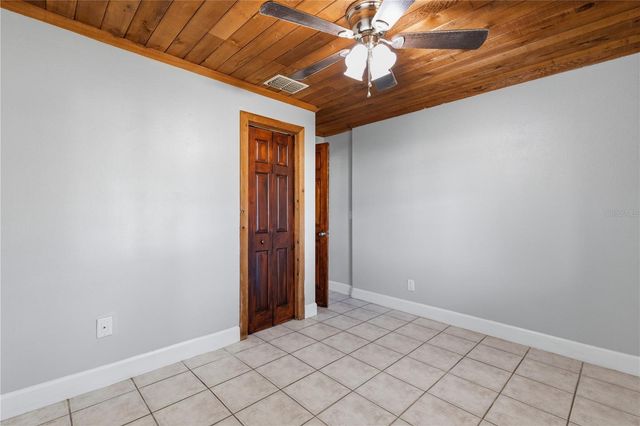 10301 TRAIL RIDGE LANE, Tampa, FL 33624