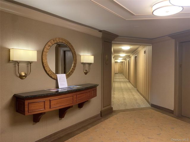 2 Bay Club Drive 17P, Bayside, NY 11360