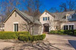 4 Lyonsgate, Columbus, OH 43209