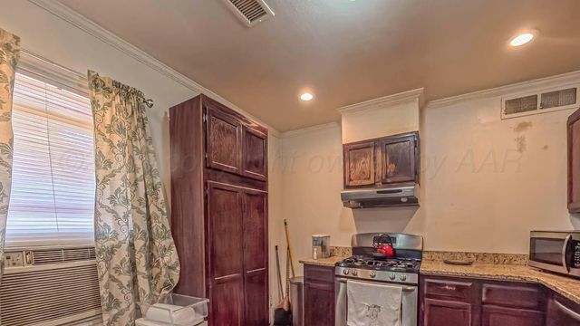 1811 S AUSTIN Street, Amarillo, TX 79109