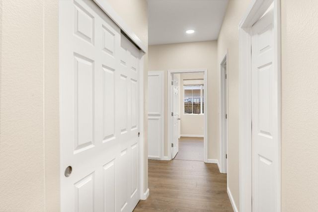 12300 Pawcatuck Way, Rancho Cordova, CA 95742