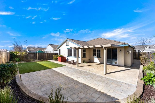 12300 Pawcatuck Way, Rancho Cordova, CA 95742