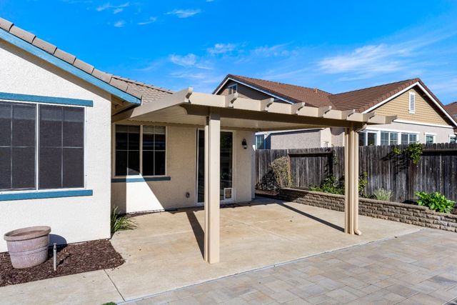 12300 Pawcatuck Way, Rancho Cordova, CA 95742
