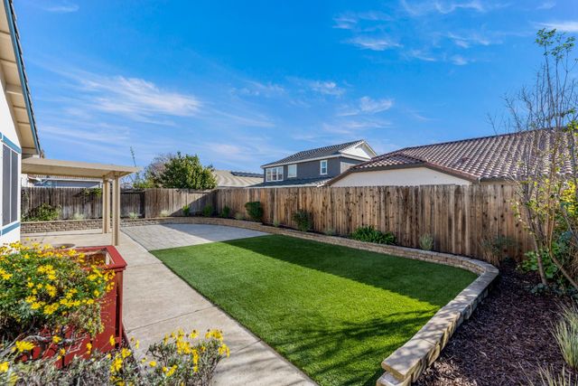 12300 Pawcatuck Way, Rancho Cordova, CA 95742