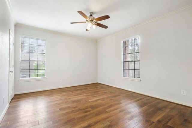 2255 Braeswood Park Drive 203, Houston, TX 77030