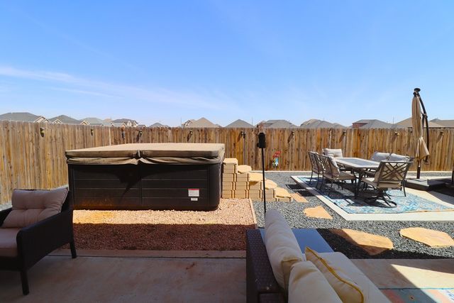 6018 Sunny Stone Dr, Midland, TX 79705