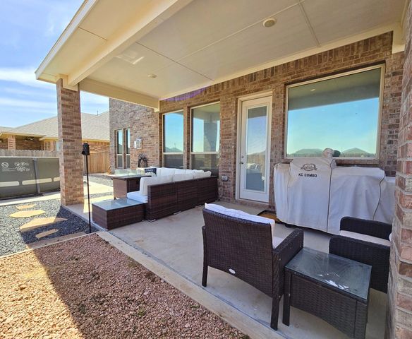 6018 Sunny Stone Dr, Midland, TX 79705