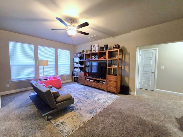 6018 Sunny Stone Dr, Midland, TX 79705