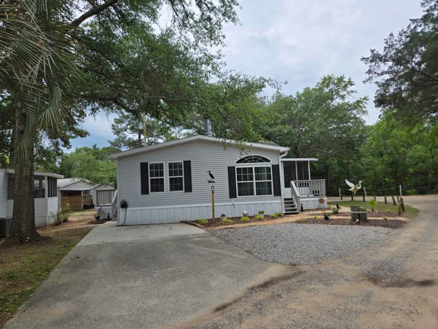 457 E Banks Dr., Garden City Beach, SC 29576