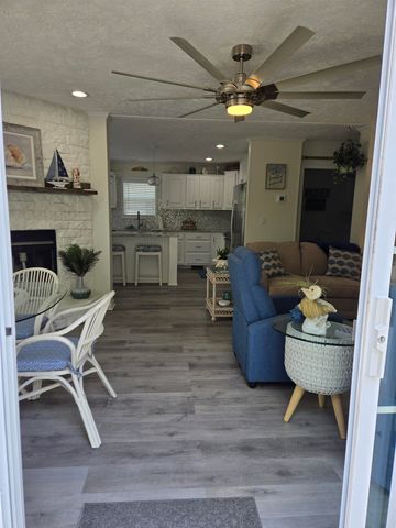 457 E Banks Dr., Garden City Beach, SC 29576