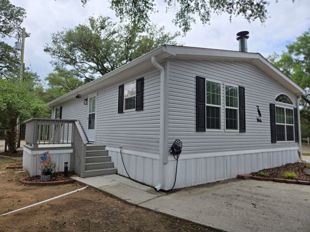 457 E Banks Dr., Garden City Beach, SC 29576